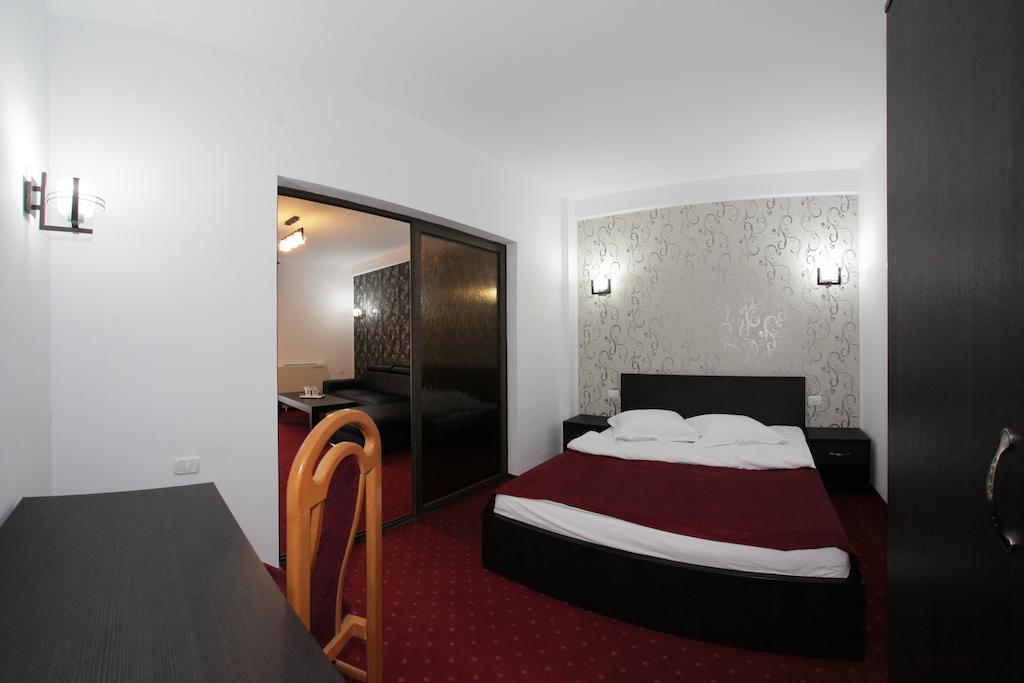 Hotel Rebis Brăila Pokoj fotografie