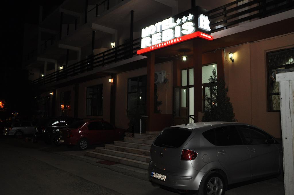 Hotel Rebis Brăila Exteriér fotografie